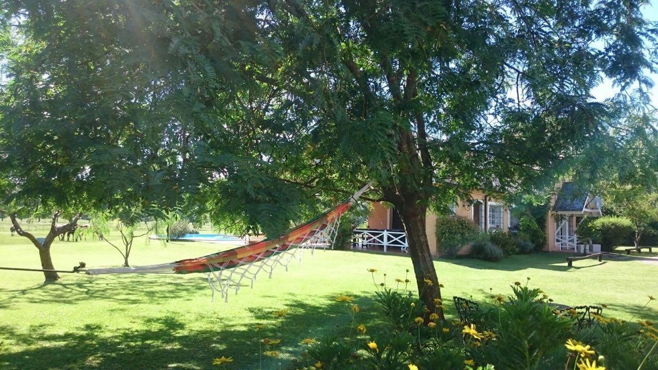 The Polo House Bed and Breakfast Pilar  Buitenkant foto